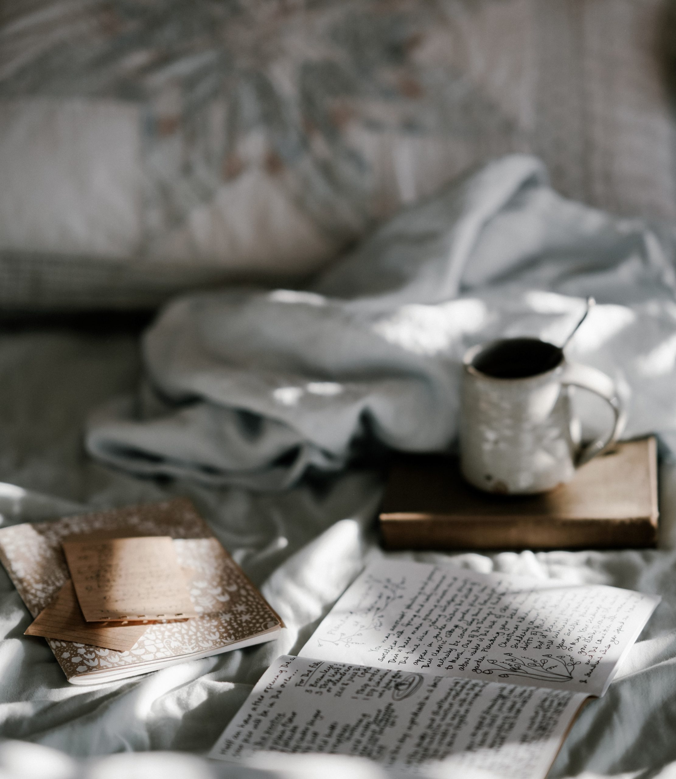 bed tea pillows